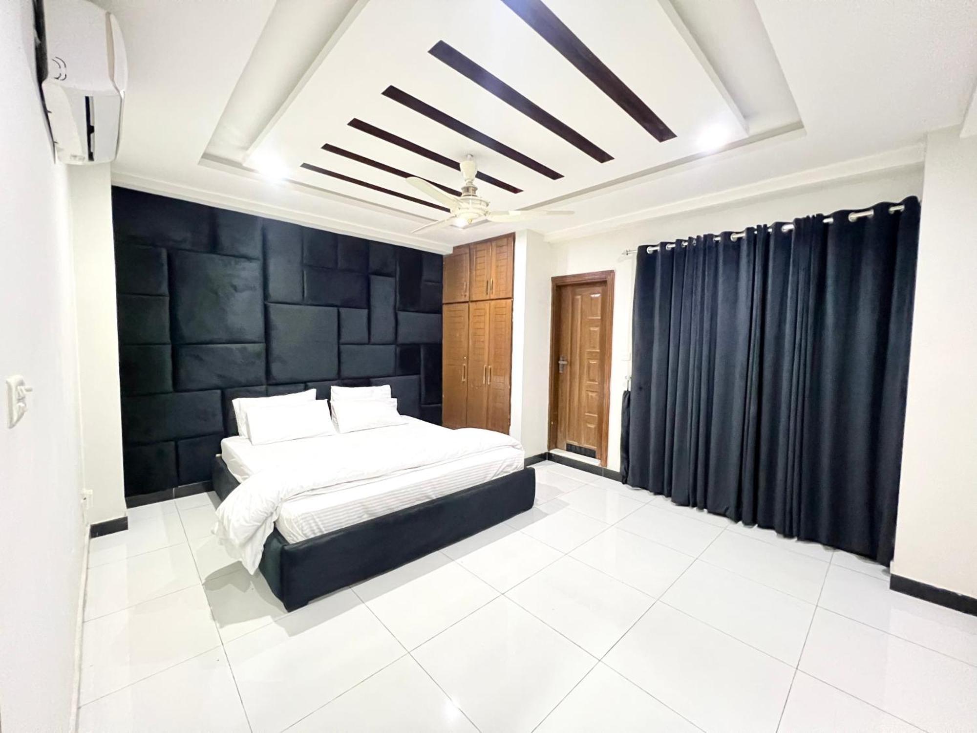 Penthouse 3Bedrooms - Luxury Apartment Hotel İslamabad Dış mekan fotoğraf